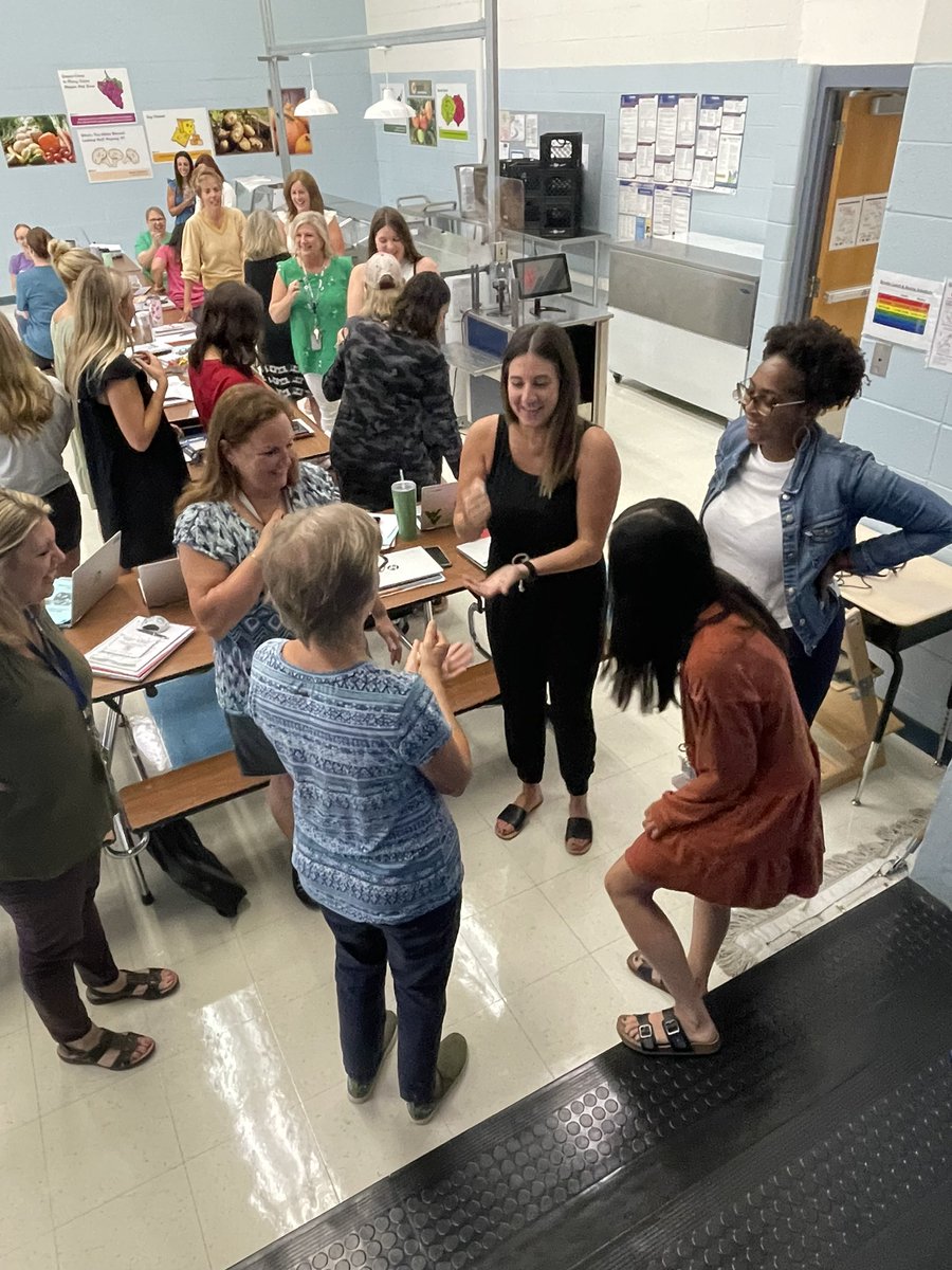 brookstigers's tweet image. 2nd Annual @brookstigers Staff Ultimate Rock, Paper, Scissors tournament!  Energy was high as we begin the 2022-23 school year!