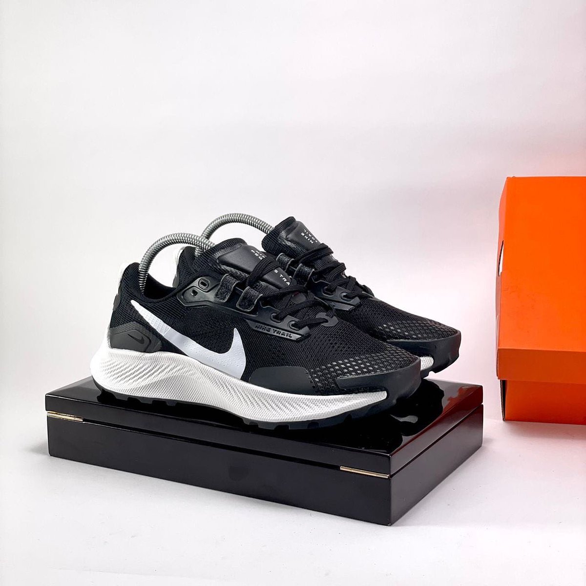 bluehavensft's tweet photo. Nike Pegasus trail 3😊😊😊has the same comfort you love,with a design that nods to the classic Pega look🥰

Available in store‼️

Price➡️N34,000

#shoeslover #sneaker #sneakerhead #bhglobal https://t.co/e5nXquhxzN