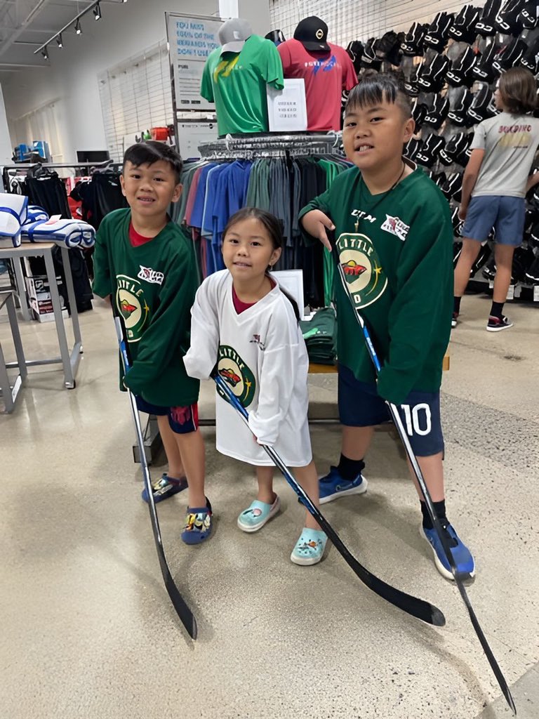PureHockey's tweet photo. The #LittleWild Learn to Play fitting tour continues!
Thank you for a great weekend, Burnsville! 🌲😎 https://t.co/jzNT16Qyxp