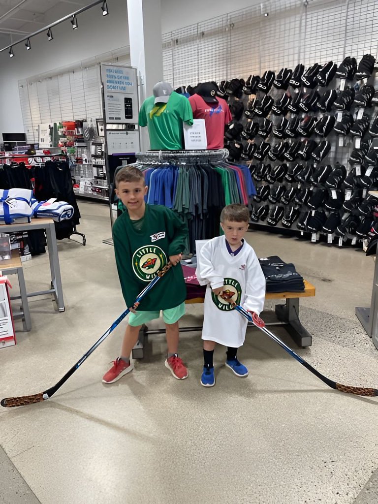 PureHockey's tweet photo. The #LittleWild Learn to Play fitting tour continues!
Thank you for a great weekend, Burnsville! 🌲😎 https://t.co/jzNT16Qyxp