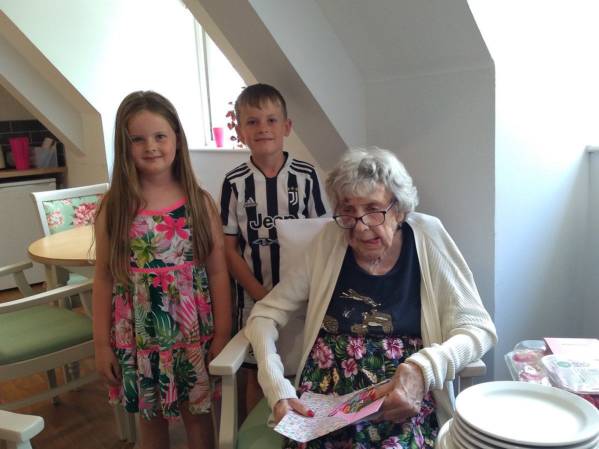 BelmontCare's tweet photo. So happy to receive this message "The family would like to thank everyone at Haslington for their special care and love they have for mum, she definitely couldn't be in a better place. With grateful thanks, Vince, Pearl's son" https://t.co/TzwVPo2GrU #messageofthanks https://t.co/okwNA88PaT