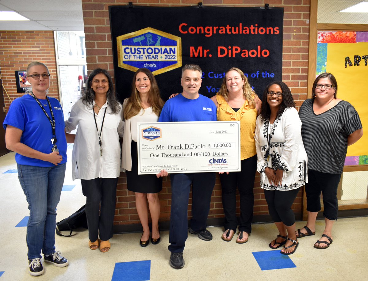 Frank DiPaolo, custodian at Irving, received $1,000 on Thursday for his top-ten finish in the 2022 Cintas’ Custodian of the Year contest. After 25 years, Mr. DiPaolo continues to make a lasting impact by ensuring Irving is a warm and welcoming place for every student. #WeAreD97