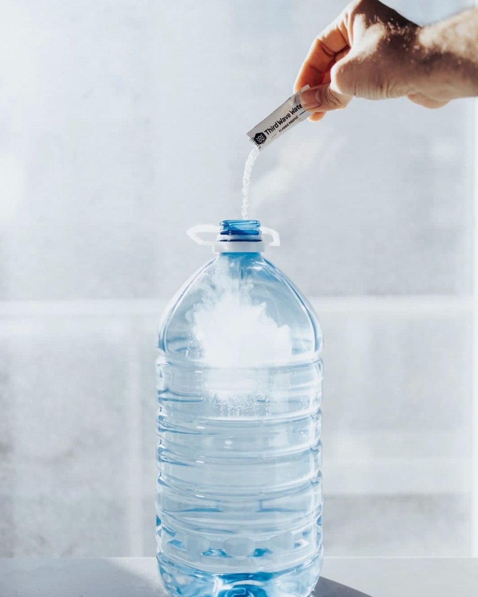 thirdwavewater's tweet photo. How do I store my Third Wave Water after it has been mixed? It's best practice to store your mineralized water in a sealed container at room temperature or in the fridge!
#thirdwavewater #storing #shelflife #minerals #coffeewater #waterforcoffee #co https://t.co/0fXn9QdTXV https://t.co/y8SlB6FrE9