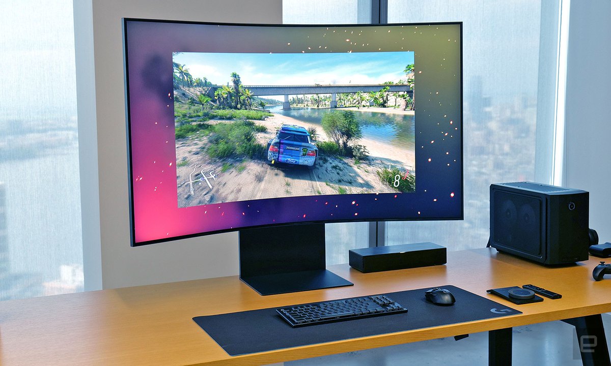 Samsung's 55-inch Odyssey Ark: Taking gaming monitors to a whole new dimension