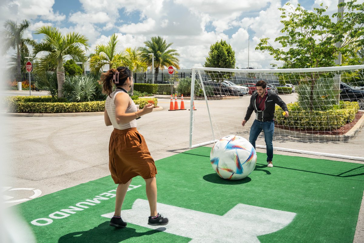 NBCUTelemundo's tweet photo. .@Telemundo's "El Campeón en Ti” campaign launched on Friday, August 12th at #TelemundoCenter, celebrating with our employees. The campaign will now continue rolling across the country. ⚽

@ussoccerfndn @TelemundoEPET #MundialTelemundo #ElMundialLoEsTodo https://t.co/WG2DVmMSRk