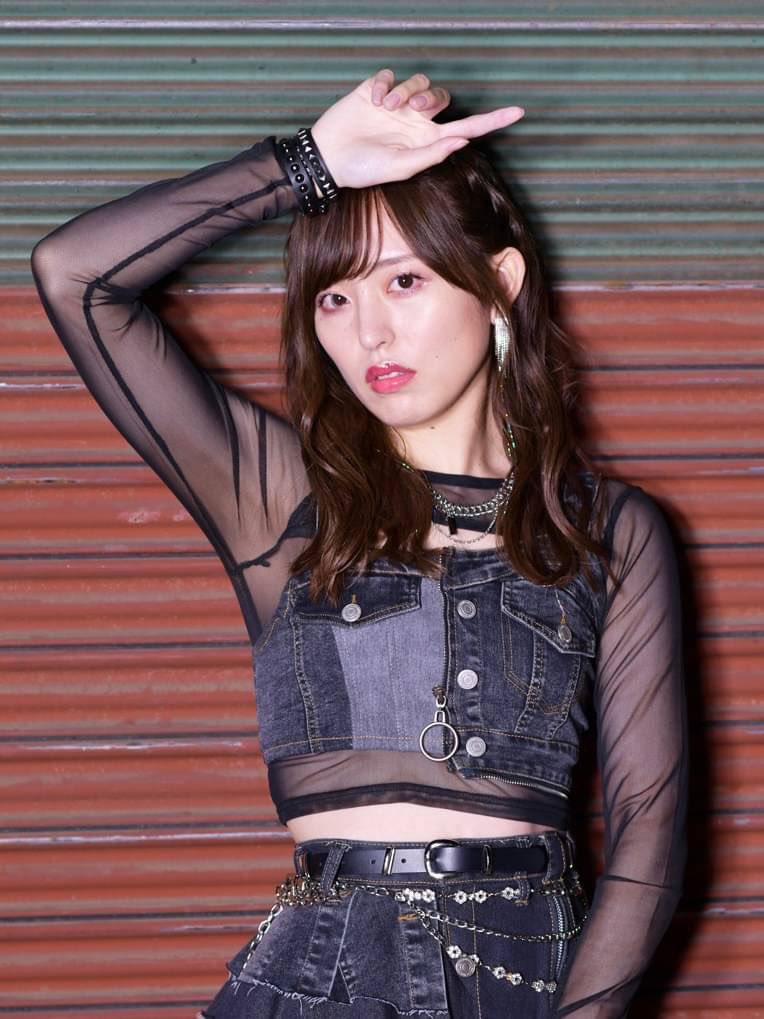 final_selection's tweet photo. "1st single オリコン5位獲得"
"1st ワンマン 動員チャレンジ達成"

Rio @fs__rio Ruri @fs__ruri 
Riko @fs__riko の3人からなる、

"Final Selection" 

(略して  #ふぁいせれ )

公式サイト
https://t.co/8e4bhRtaKs

💿サブスク
https://t.co/dnL2KnW3tL

40RT🔄でライブ映像公開📹

 #拡散希望 https://t.co/MfuBxH0ryc