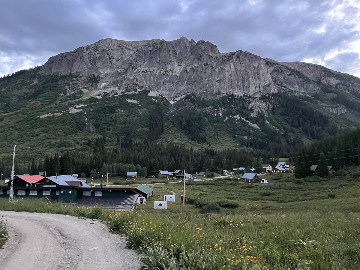 Spent a week <a href="/RMBLGothic/">RMBL</a> learning GC/MS methods for collecting floral volatiles. Possibly the coolest place ever?