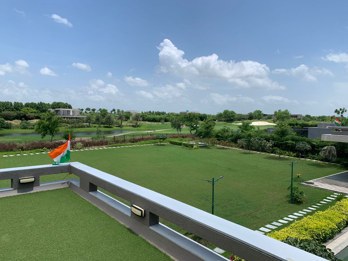 dhruvilsanghvi's tweet photo. It surprises me to see the golf culture in Ahmedabad, and it being the city with highest golf courses in India.

Happy to see India touching newer heights and counts. of upscale infrastructure.

#GladeOne #Golf #IndependenceDay2022 https://t.co/Q9OmH3VbXX