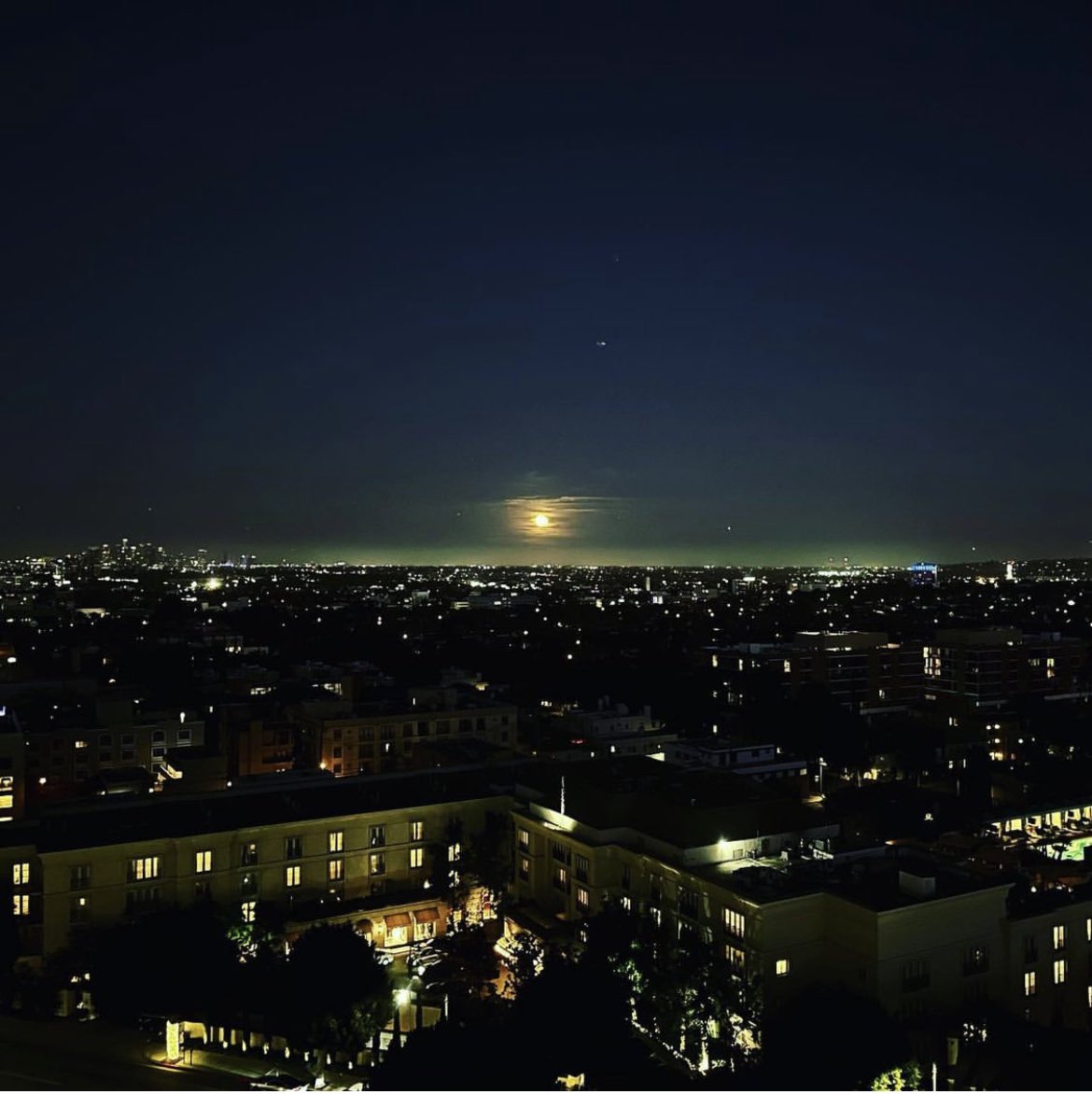 🌕

𝐉𝐊.                                             𝐉𝐌.