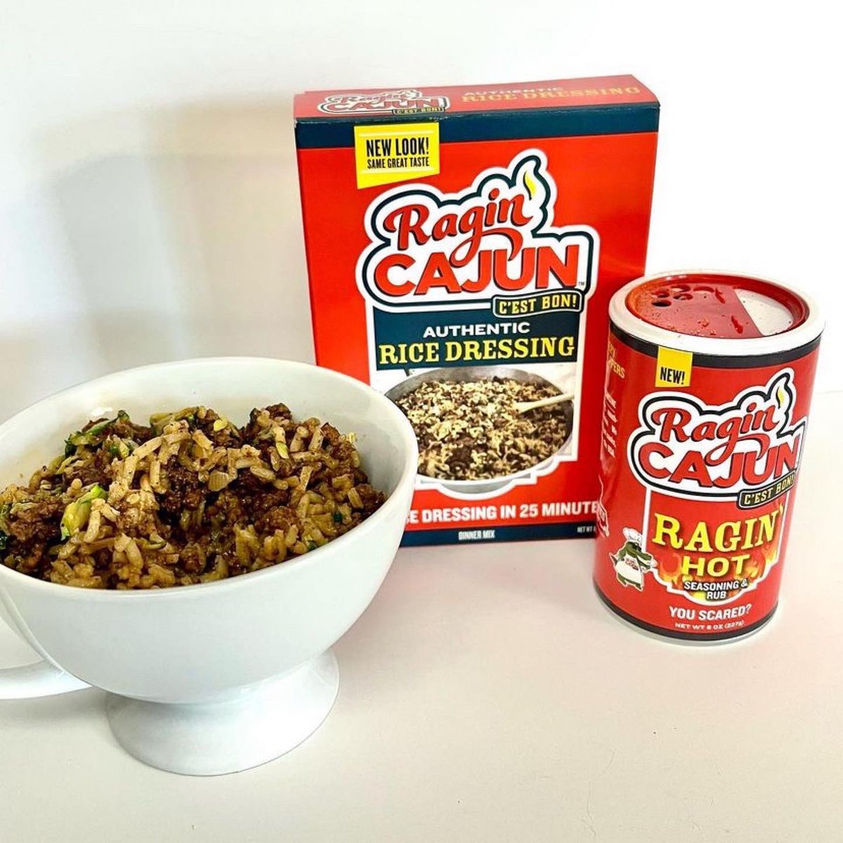 AcadianKitchens's tweet photo. Rice Dressing with @miaismakin! 

#cajun #louisianafood #cajunseasoning #louisianaseasoning #louisianarelish #louisiana #broussard #cajunfood #traditions #delicious #acadiankitchens #louisianalocal https://t.co/WZoo0GW3ls