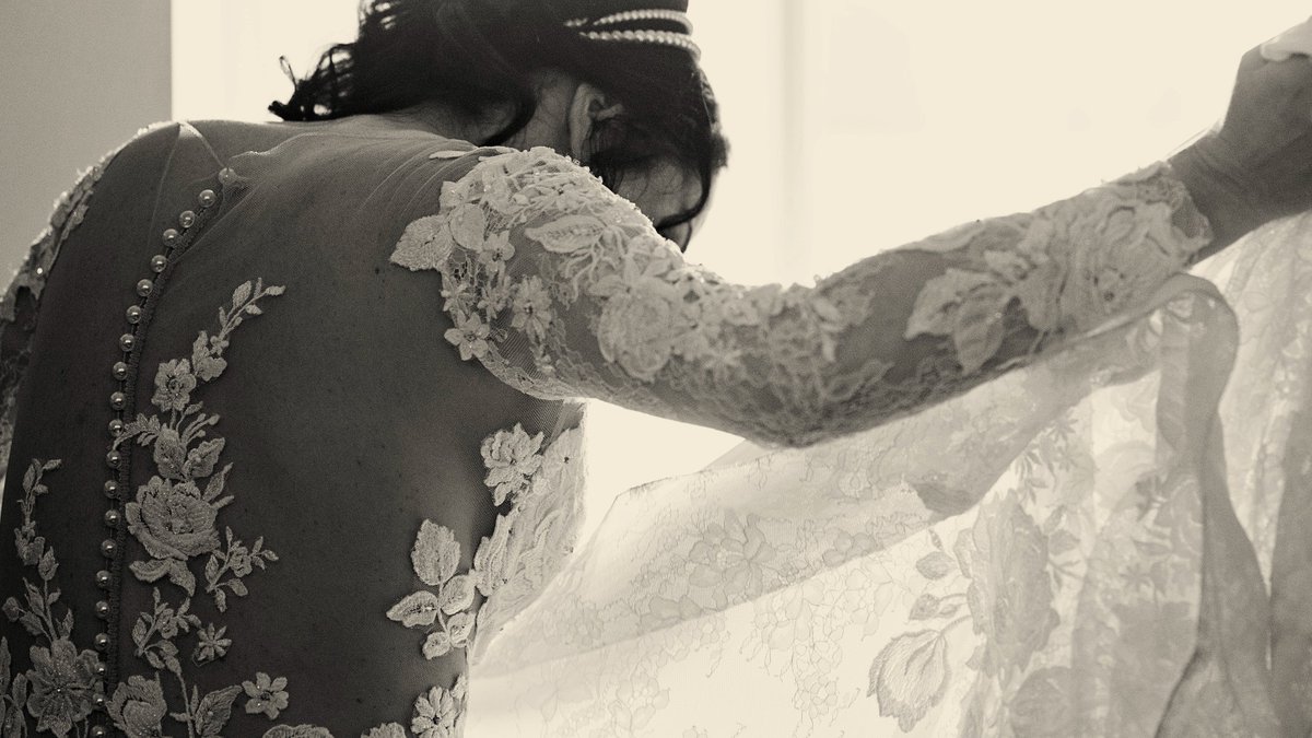 MyWeddingWisdom's tweet photo. From our small 5-guest restricted wedding in 2020, to a big wedding party celebration with all our family and friends in 2021, check out @myweddingwisdom 

All our hints and tips for planning a momentous, magical wedding day.🥰

https://t.co/IWWURjicgr

#Wedding #WeddingPlanning https://t.co/0ydNlzPS3B