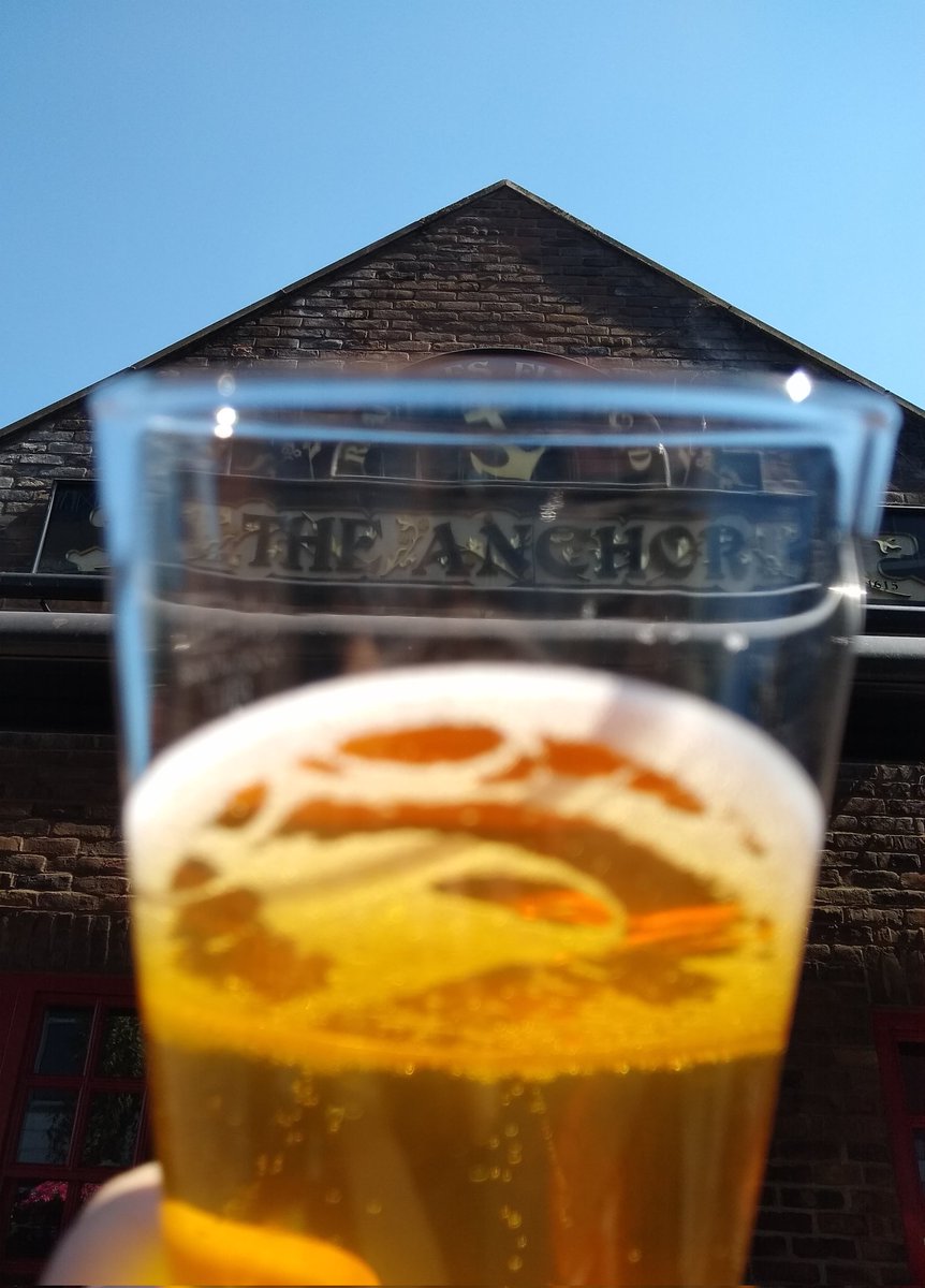 MorrisMinelli's tweet photo. #OceanView from London, UK...
many towns are in front of Oceans in the world, but some have unique views of it, that really sets them apart!
#beerabundance #freshbeer #pubs #londonpubs #pubslondon #oceanbeer #beerocean #oceanviews #jokes https://t.co/fhhG0Pxt6E