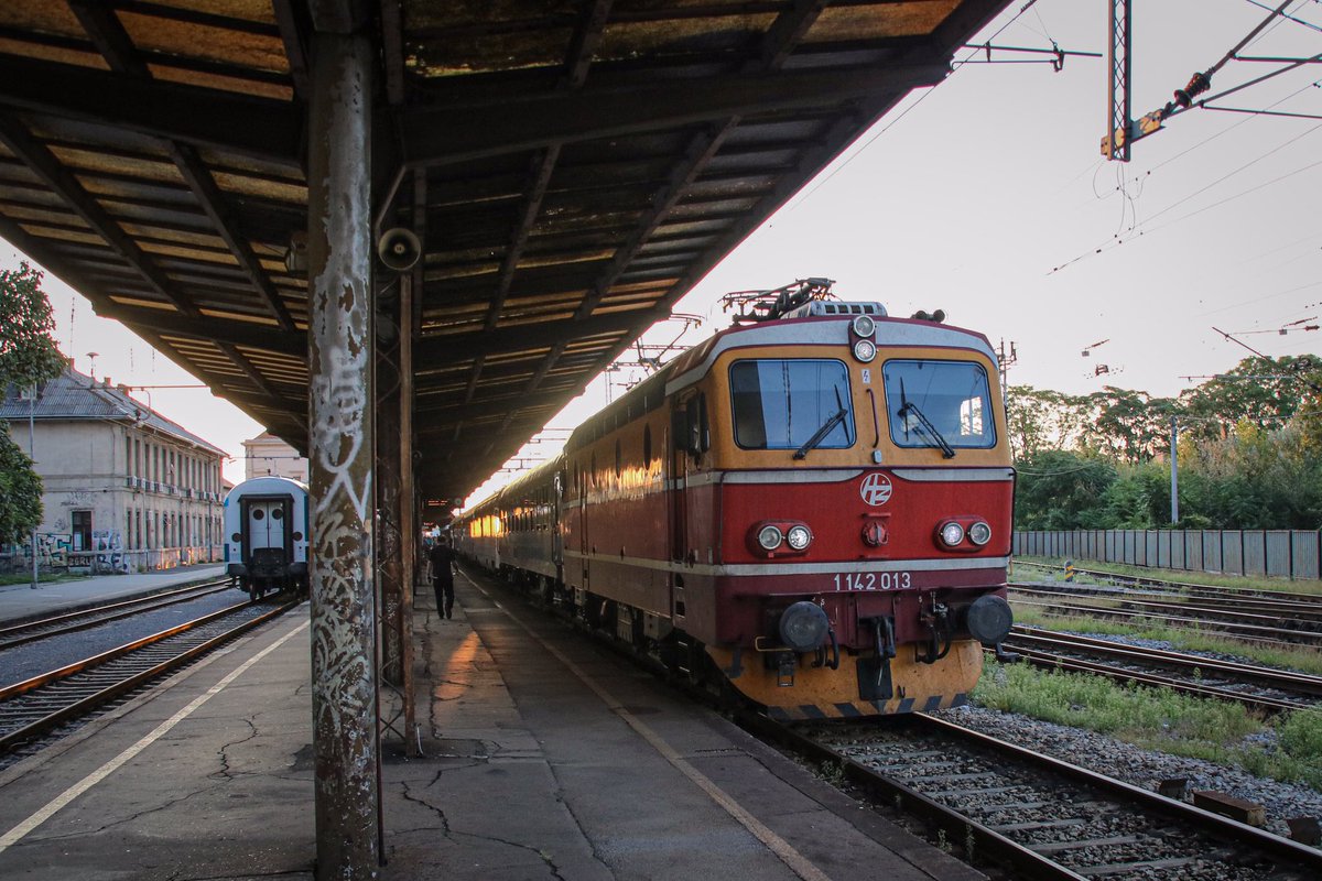 david_g_cooper's tweet photo. #60InAugust DAY 1️⃣5️⃣

▫️Train 19▫️
EC212 • 0703 Zagreb Glavni Kolodvor - Salzburg Hbf https://t.co/0JVKRrB0Ze