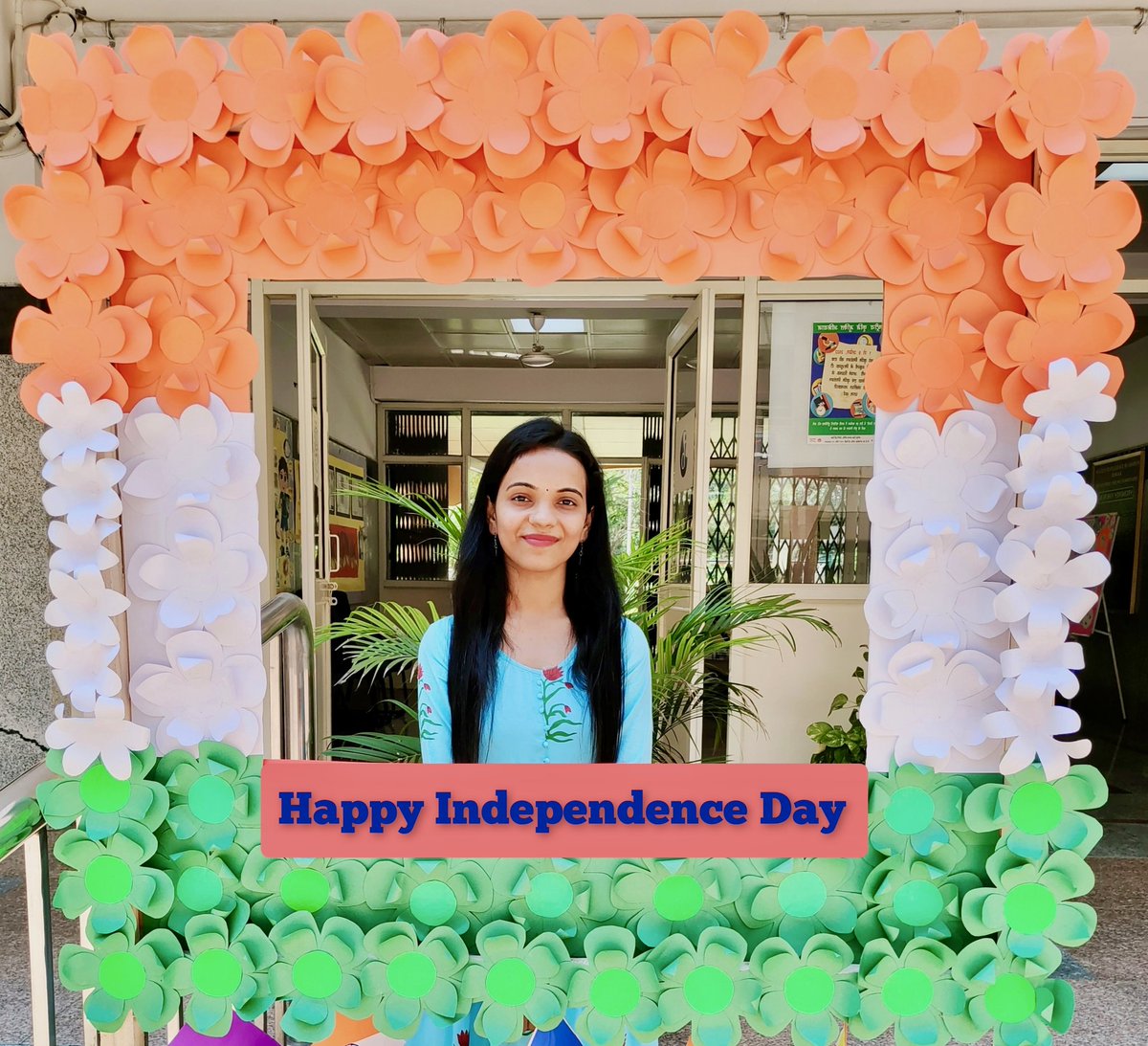 ChanchalS29's tweet photo. 75वा आजादी का अमृत महोत्सव♥️📸
Happy Independence Day🇮🇳
@soekalkaji https://t.co/LeW8TWIMyy