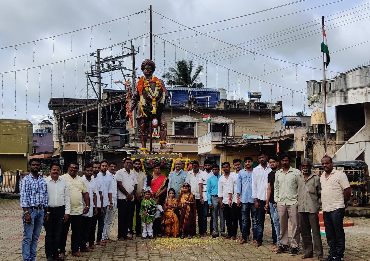 DarshanTC2's tweet photo. India Independence Amrita Mahotsava and 224th Krantiveer Sangolli Rayanna Festival were celebrated in Tarikere by flag hoisting for the first time by a transgender person at Krantiveer Sangolli Rayanna Youth Forum (R) of the town.@NYKCKM @MNNatraj1 @CTRavi_BJP @PMOIndia https://t.co/dmPY88SPGE