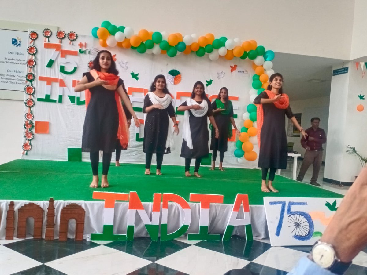 ApolloUniv's tweet photo. Glimpses of 75th Independence Day celebrations at The Apollo University, Chittoor. 

#IndependenceDay #75thIndependenceDay #HarGharTiranga #AmritMahotsav #AzadiKaAmritMahotsav #ProudIndians #freedom  #apollouniversity #apollohospitals #apollogroup #healthcare #technology https://t.co/UuwUIHmelI