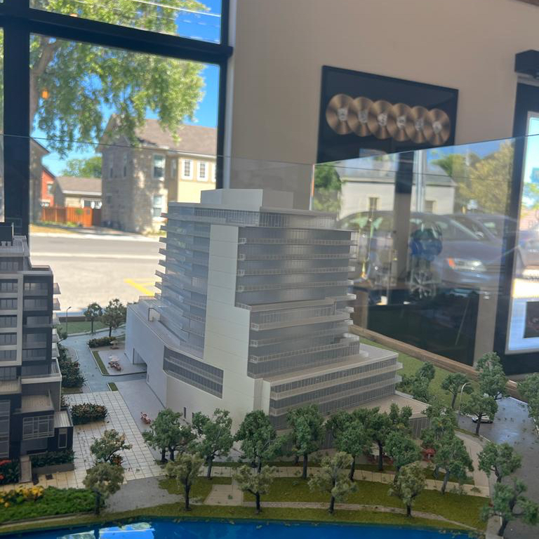 Our agent Filipe attended Friday’s Anthem Condos open house with clients, took them around the site and showed them the surrounding area. A special congrats to the buyer in securing their beautiful unit! Click here for more info on these Guelph condos: vipcondostoronto.net/property/anthe…