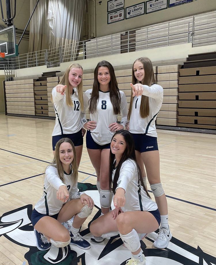 3️⃣ days until our first home match🐉

🗓Thursday, August 18th 
⏱5:30/6:30/7:30
📍SOHS Gym
🆚Manual
⚪️Whiteout 
Be there!!🔥🔥
#sohsvolleyball #dragons