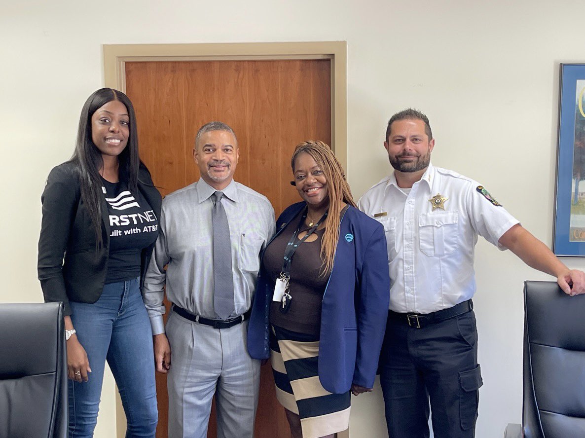 Mekita Purkett tweet media