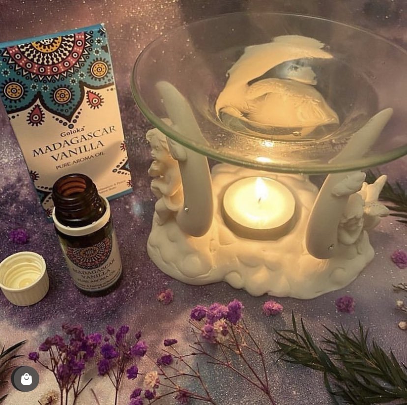 EnchantHeather's tweet photo. “Moonlight drowns out all but the brightest stars.”
-J.R.R. Tolkien, The Lord of the Rings
•
https://t.co/frpKO396mB 
•
#Moon #Cherub #Oilburner #Incense #Aromatherapy #Relax #Relaxation #MadagascanVanilla #Vanilla #Scent #Fragrance #Gift #Spiritual https://t.co/4jnZRj6Cvg