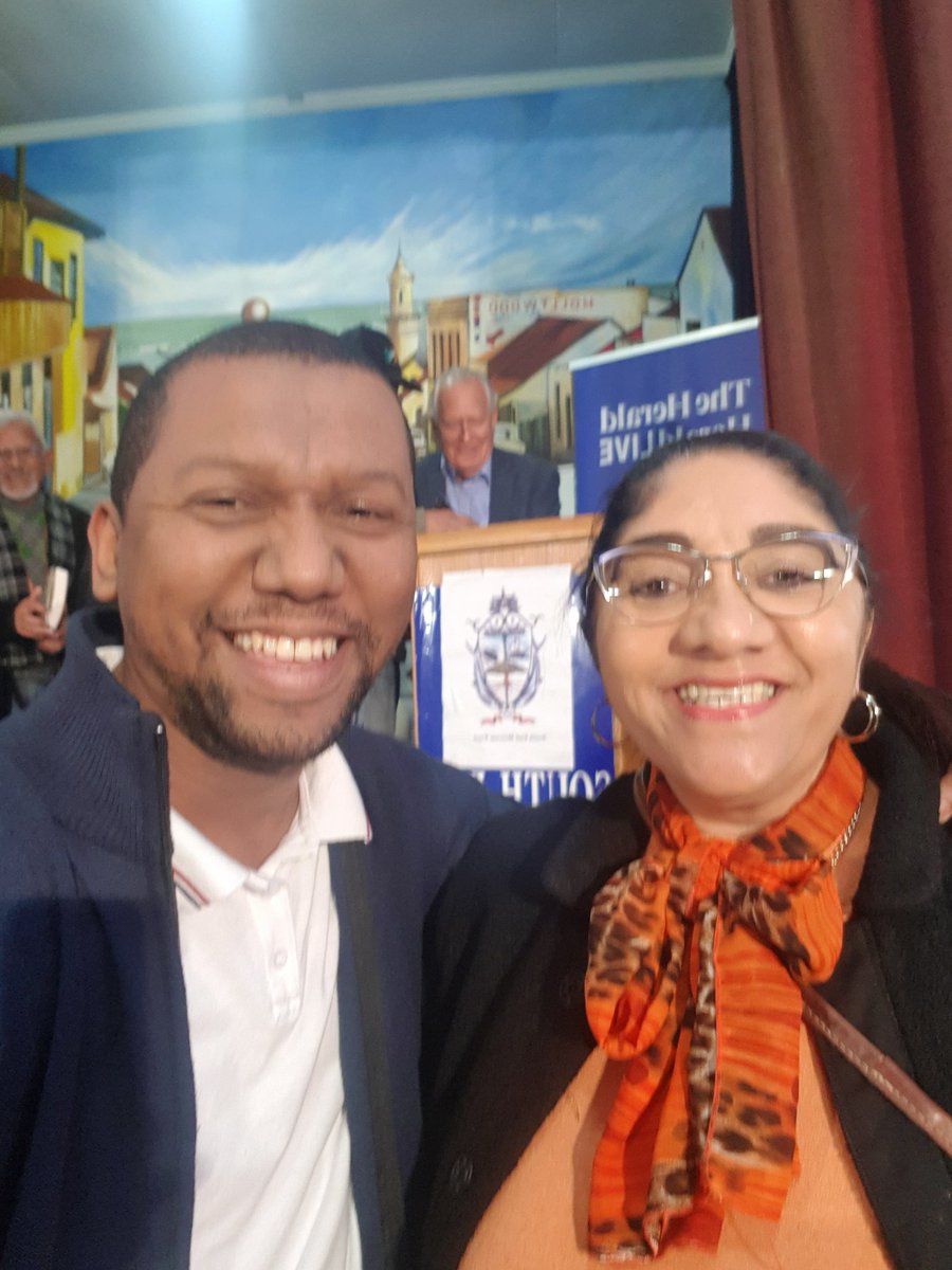 SeanBouw's tweet photo. Great Evening Spent with Lovely 💚 People 
@omtimka , @rochelledekock , @pumpkinangel09 

Thank you @HeraldNMB 

#unCAPTURED https://t.co/0qRb23Kgig