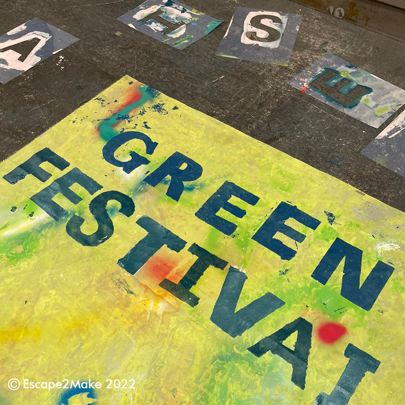 Escape2Make's tweet photo. #BannerMaking FREE workshops are progressing at a pace! Week 4 & there's only 1 festival banner left to make!
Thanks to #ChristineStanford & the young people, #Greenfestival2022 will be a celebration of colour as well as as celebration of creativity, community & the environment https://t.co/U02dRP9O2j
