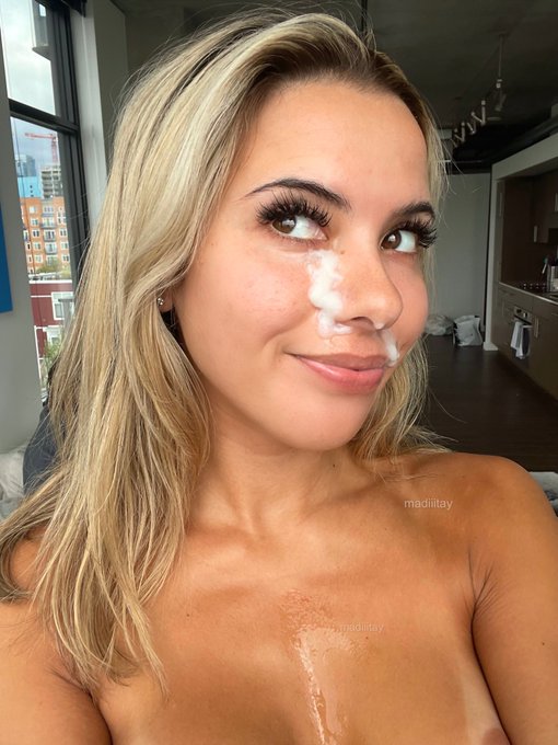 Watch madi's leaked NSFW photo on TwXstars