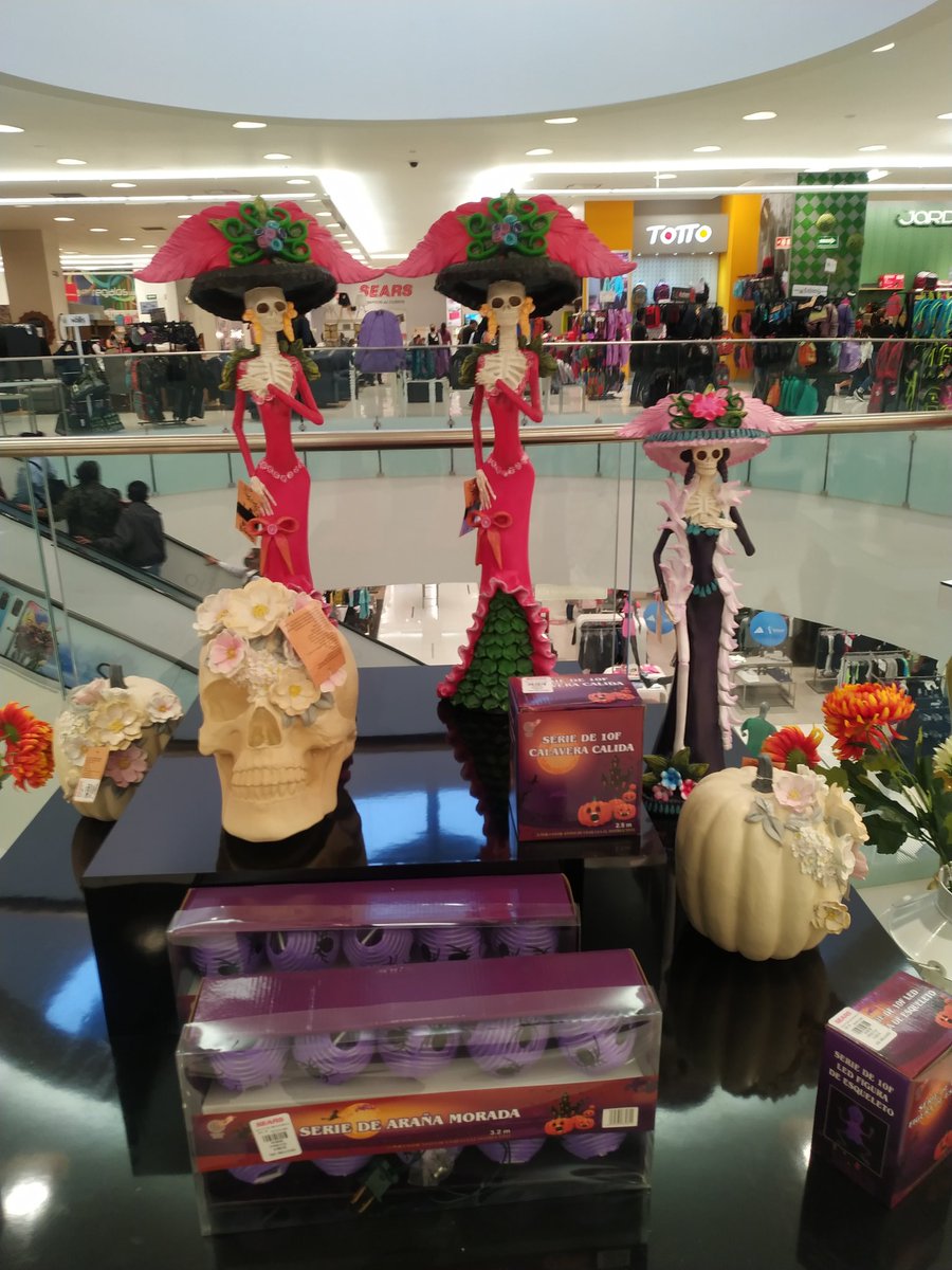 Mariaaaaaa24's tweet photo. Vivan las tradiciones mágicas de nuestro México querido 👍🫶👏 https://t.co/MDzkI8mQ4v