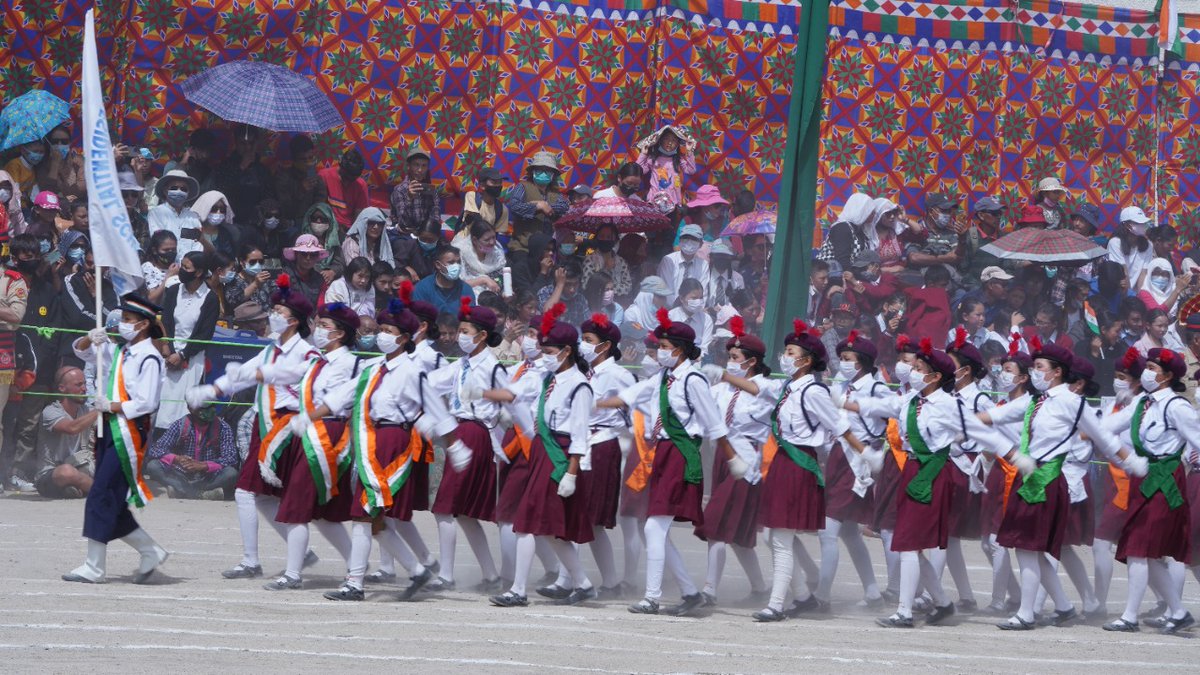 sanghasenamimc's tweet photo. As usual the Students of #MahabodhiResidentialSchool won the first prize for their beautiful cultural performance in honour of the 76th special #IndependenceDay2022 celebration at Leh, Polo ground organised by #UnionTerritoryofLadakh. https://t.co/zTNE8bFY2R