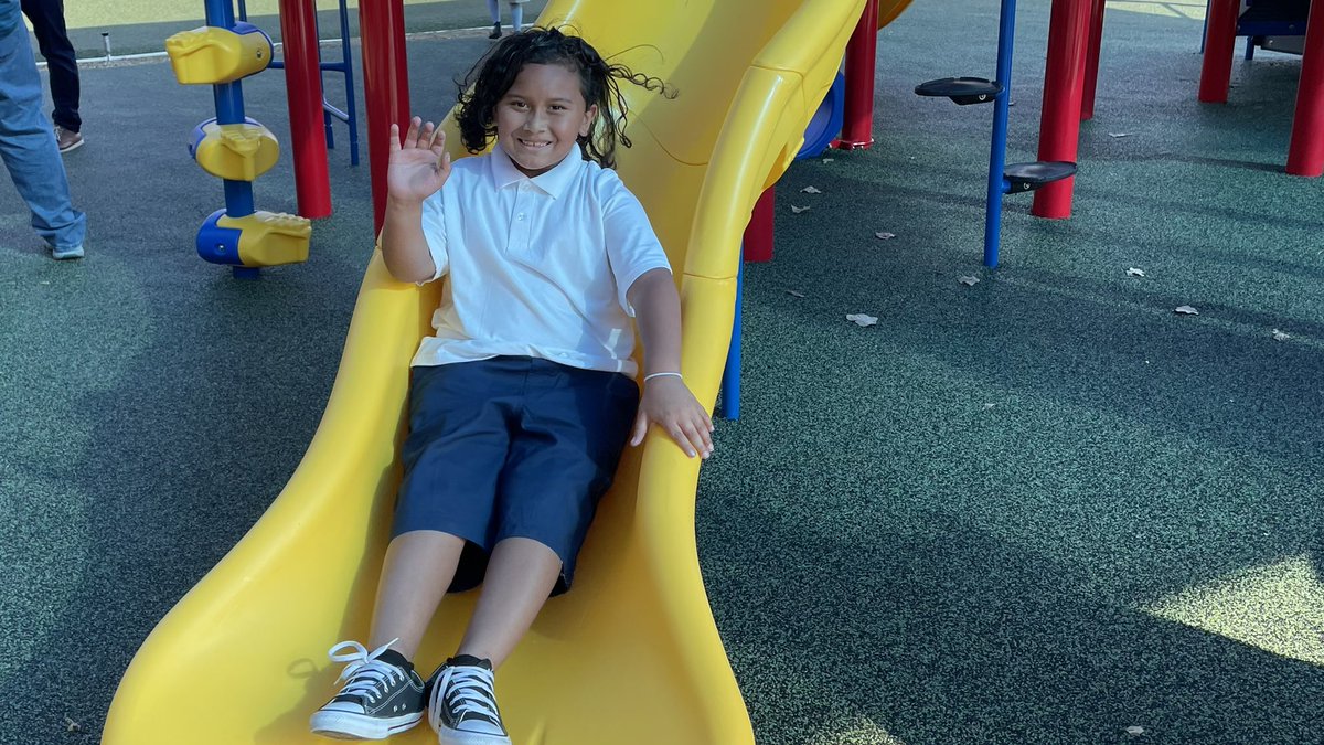 📣 Have you heard? Everyone at Crow Leadership Academy is talking about the new playground complete with shade structures over it! #Bond2019 #ArlingtonISD #SuperFirstDay