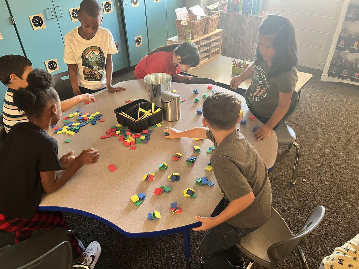 MsGere_JFE's tweet photo. Making connections between tallies and groups of 5! @HumbleISD_JFE @smach_JFE @sshephard_JFE https://t.co/fSgy6T5fPW