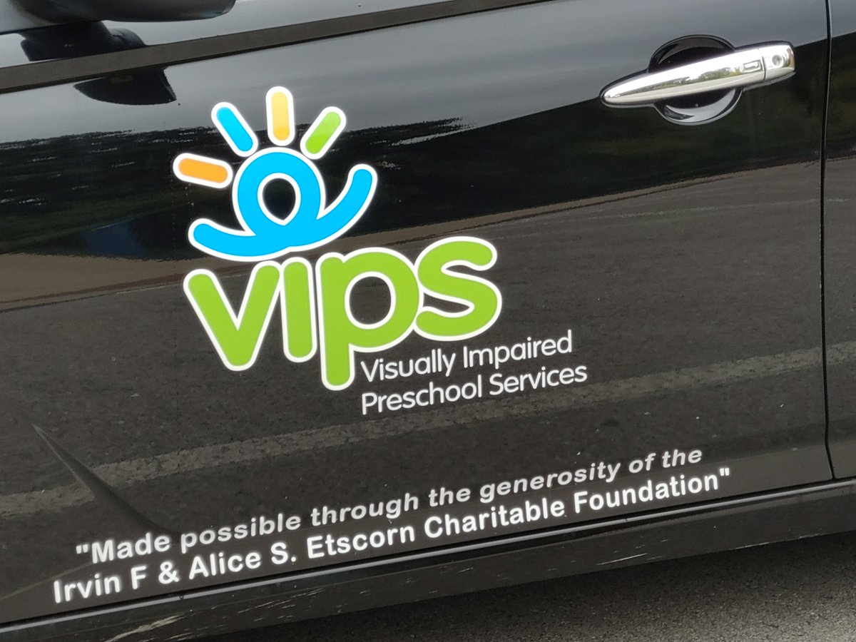 JoGetsCurious's tweet image. Always fun to see friends out and about @VIPSorg @APHMuseum @APHfortheBlind