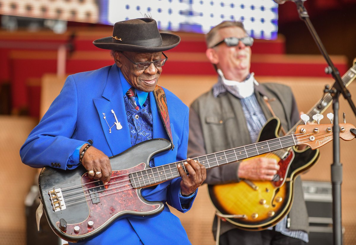 #Chicago #Blues #Festival 2022 <a href="/ChicagoDCASE/">Chicago DCASE</a> celebrated #legendary #ChicagoBlues #Recording #Labels <a href="/delmark_records/">Delmark Records</a> <a href="/alligator1971/">Alligator Records</a> #vinyl #CD #BobStroger <a href="/BillyBranch1003/">Billy Branch - Emmy Award Winner 3X Grammy Nominee</a> #DemetriaTaylor. #Blues #harmonica gem <a href="/BobCorritore/">Tati Westbrook</a> <a href="/VizzTone/">VizzTone Label Group</a>. #LP #ConcertReview: bostonconcertreviews.com/chicago-blues-…