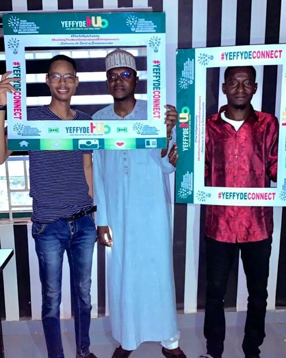 mahmud___mannir's tweet photo. Thanks to Dan Amar Din Funtua @abdul__sm, Wakilin Dan Amar @teedandutse, Mallam Nura Adam and Mallam Tukur Ibrahim for visiting my hub, #YeffydeHub earlier in Kaduna. Allah ya bar zumunci, ameen https://t.co/TOJbx8sYdV
