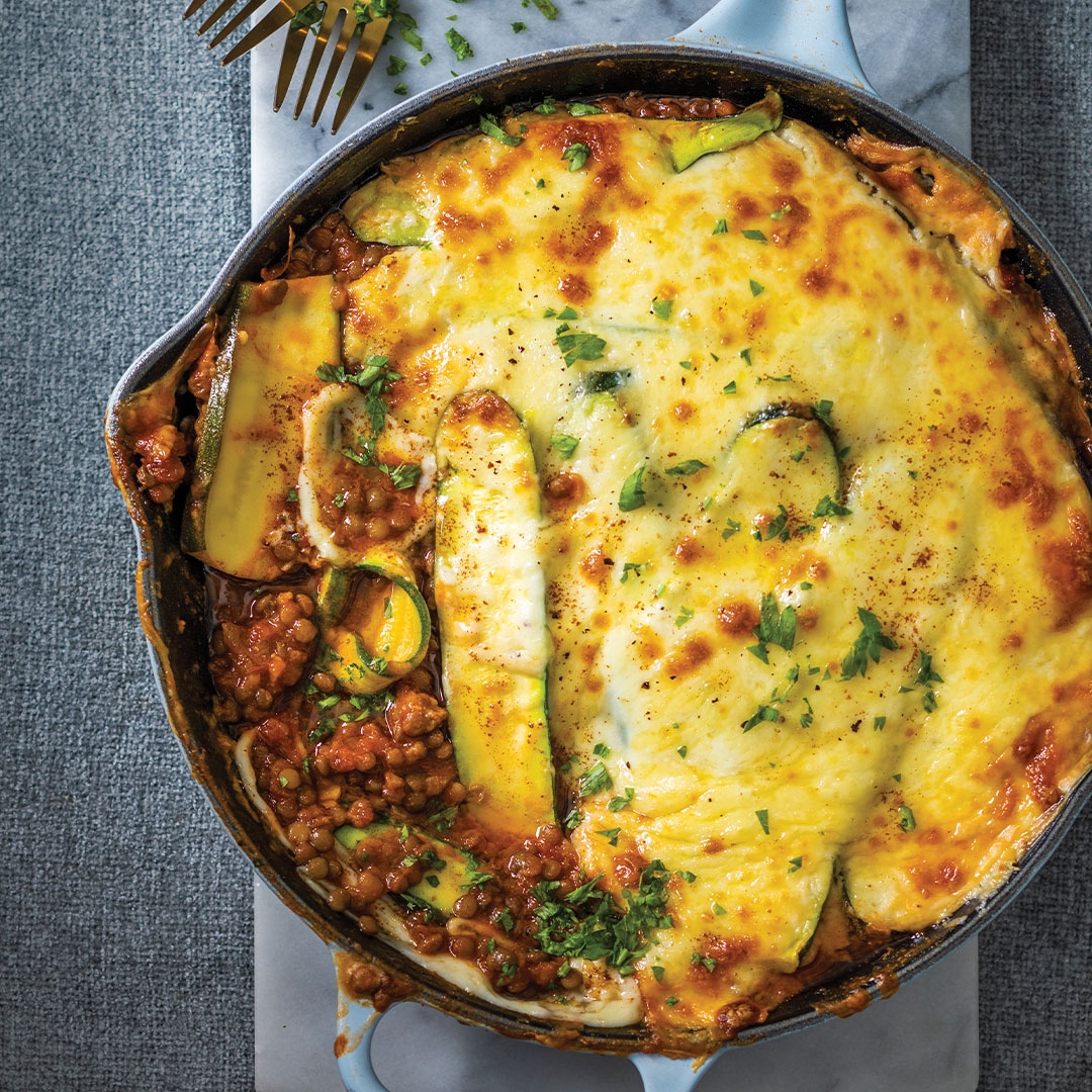 Fresh_Living's tweet photo. Letโs cook, Baby (marrow)! Tap the link for 7 exciting ways with this versatile squash. Fritters, fries and so much more await your plate. ๐
https://t.co/0LuDqNFPV2
#babymarrow #zucchini #courgette https://t.co/P5vd4eQq6V