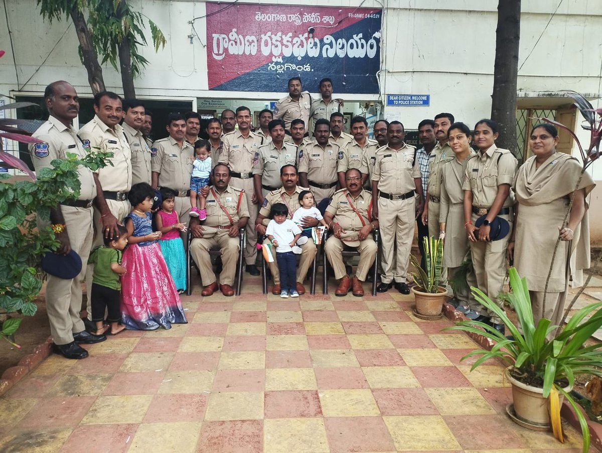 RuralPolice's tweet photo. Happy Independence day... https://t.co/8wGmfJXuQ4