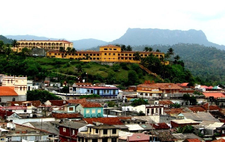 NiurkiR's tweet photo. #Baracoa primera Villa de #Cuba fundada por Diego Velázquez. Felicidades para  todo su pueblo #CubaPorLaPaz #CubaViveEnSuHistoria https://t.co/QQ97MVjkdR