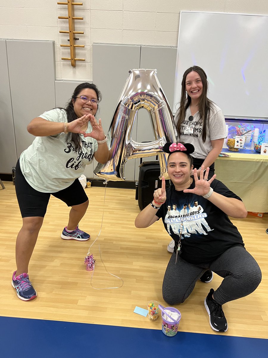 MissHolman93's tweet photo. Extremely proud to work at a school that met all 6 distinctions and is rated an A campus!! Way to go dolphins!! @HairgroveCFISD #STAAR #Hairgrovewave  @VloHernandez https://t.co/j0NDI3Lwdv