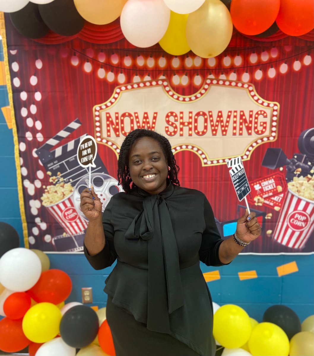 JazzAdams12's tweet photo. I am so ready for the 2022-23 Schoolyear! Lights, Camera, Learn!

#SpencePRIDE                #SELightsCameraLearn              #ChangetheNarrative

Pic Credit: Mrs. Jones https://t.co/6mAAugKdSV
