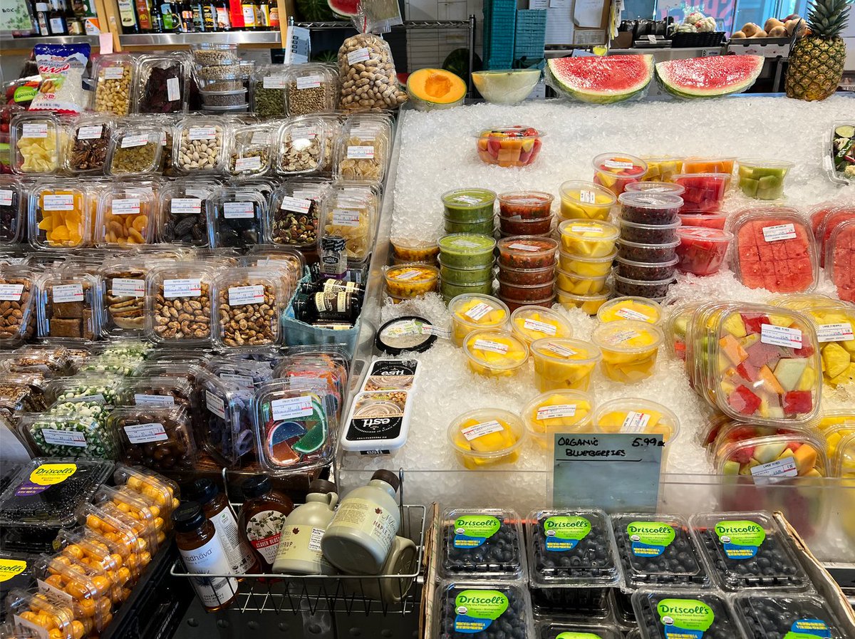 Suburban Square tweet media