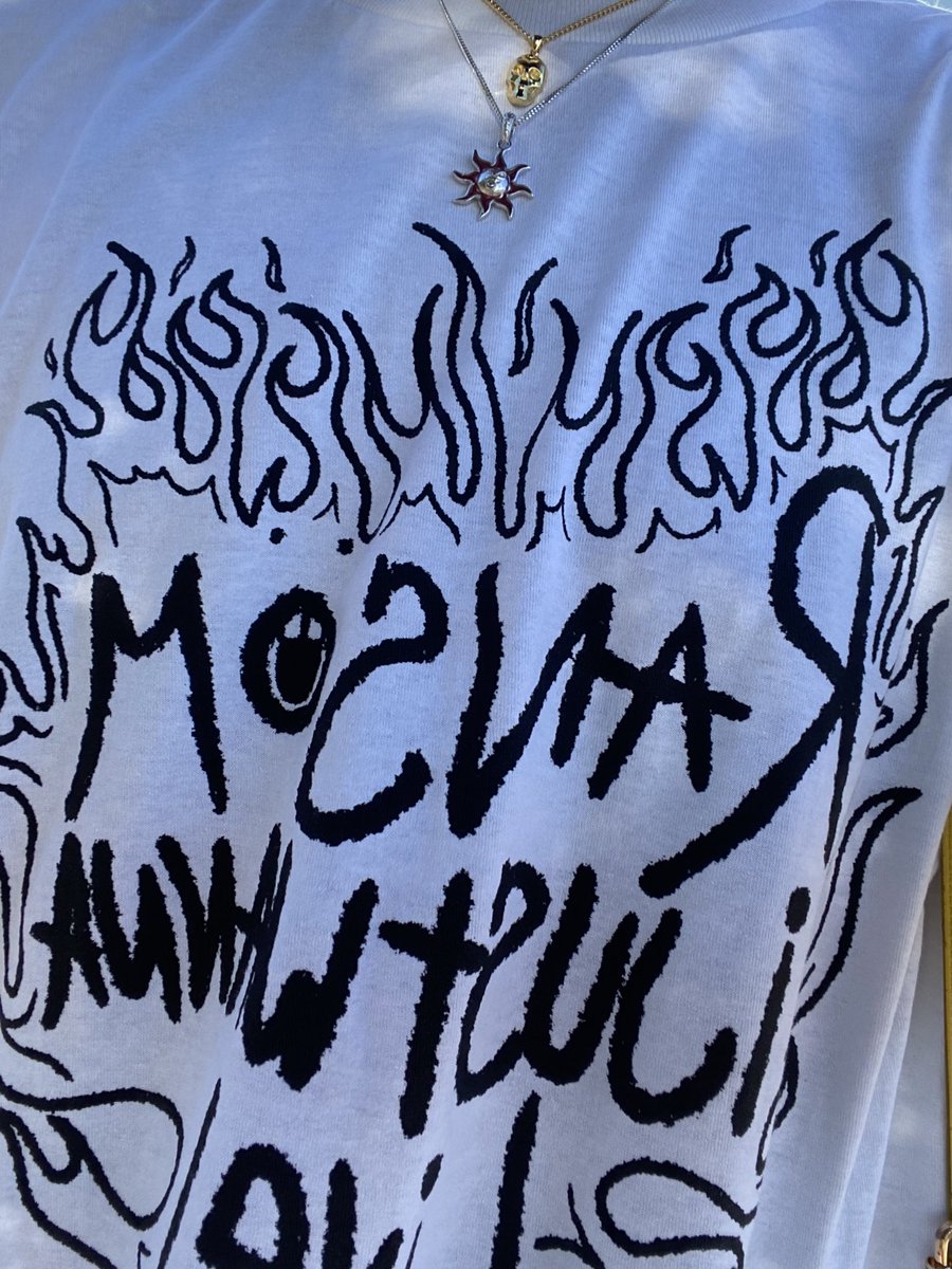 youngndumb666's tweet photo. @RANSOMCLOTHING thx for this random ass shirt ❤️‍🔥 https://t.co/slOtjGbXNF