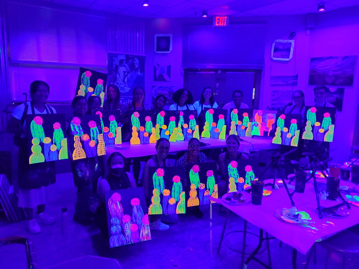 MayoGradSchool's tweet photo. Our SURF students in AZ worked hard on their research (and their creativity) along with graduate students. Pictured are the Arizona SURF poster session and a cacti-themed blacklight paint night.
#SURFprogram #MayoClinicAZ #postersession #research #MayoClinic #MayoGradSchool https://t.co/g5jkLFVmsQ