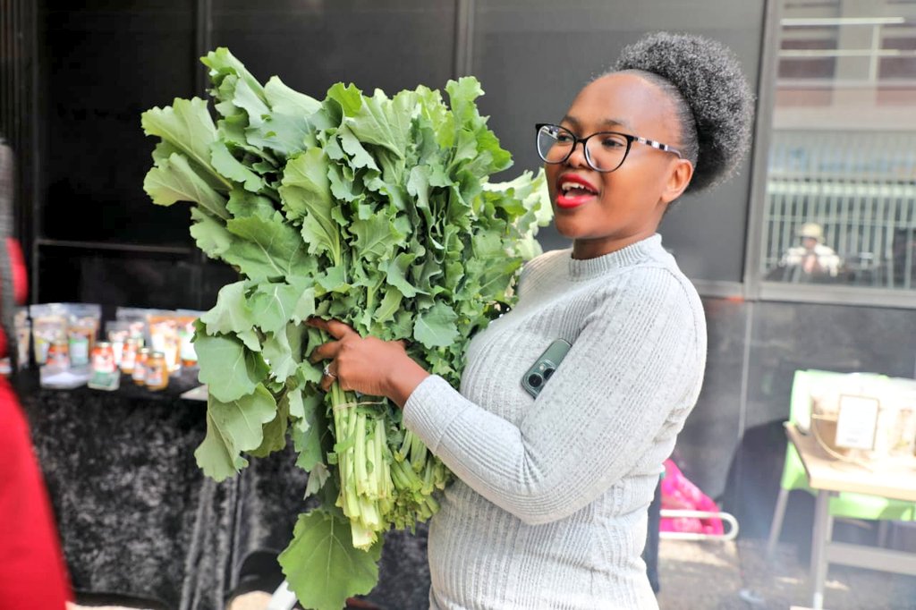 OfficialGDARD's tweet photo. Charity begins at home
Today GDARD hosted a Market day for farmers (GDARD beneficiaries) from various regions in Province at Head Office staff members came in numbers to support our farmers who were selling Fresh produce Agro processed goods. #WomensMonth #GDARDCares https://t.co/y9ntHNFF7Q