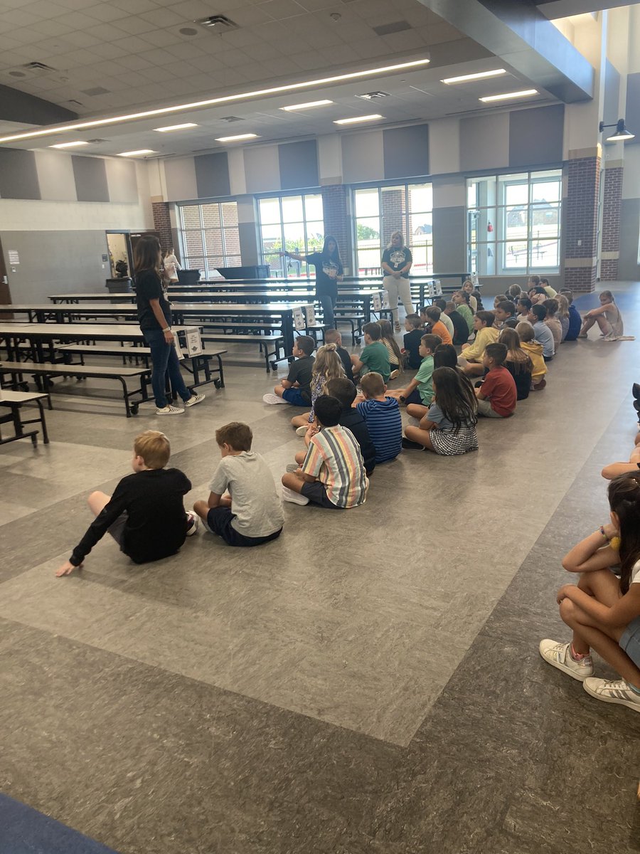 drmjohnston10's tweet photo. What a wonderful visit @hammelem this morning! Our Hamm Heroes are reviewing procedures throughout the building today! @rockwallschools #ItStartsHereRISD #WeLeadTX https://t.co/4PeMxep4tA