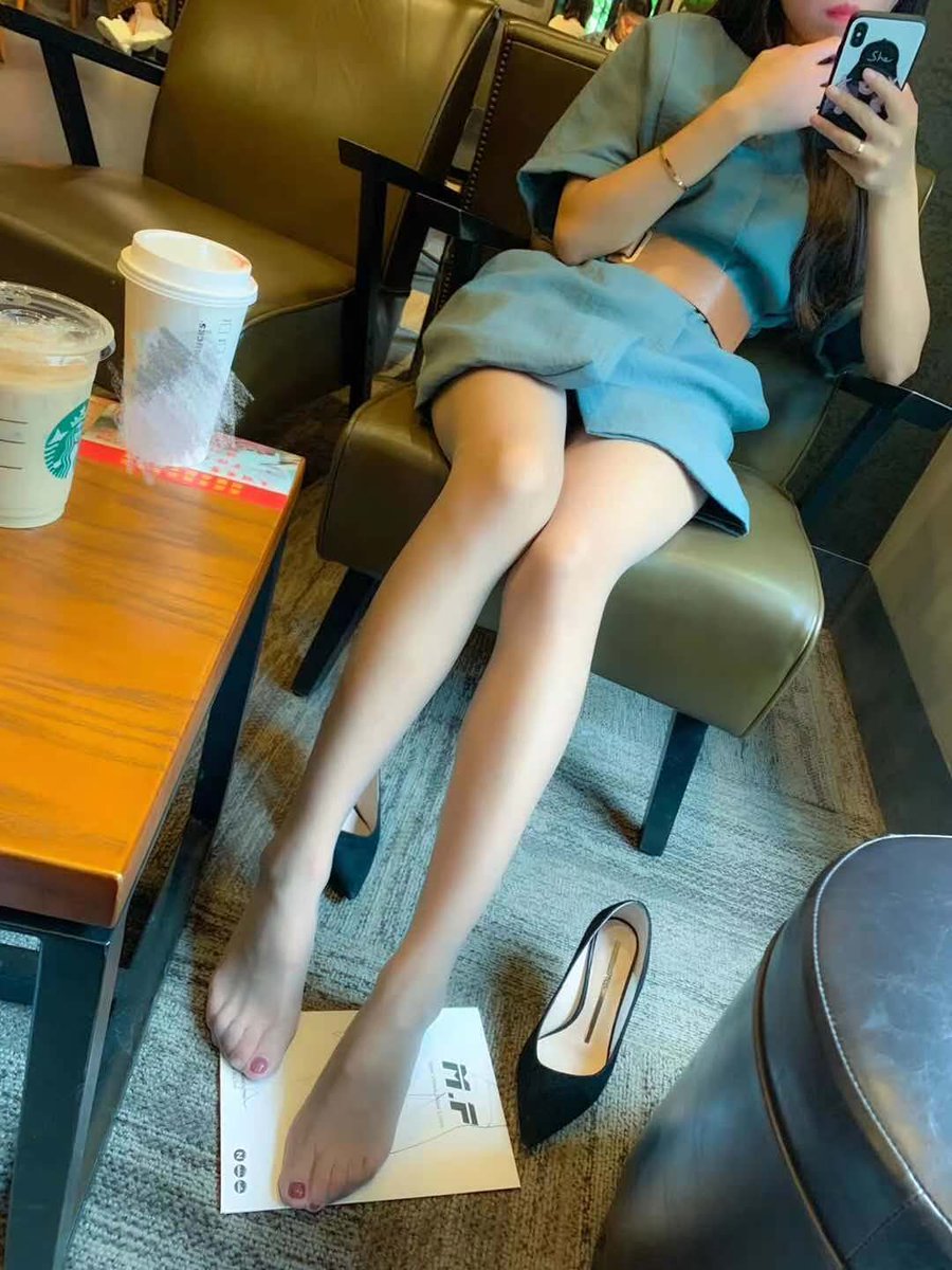 1v156293288's tweet photo. One to one video
#撩骚 #舔奶 #原味 #内裤 https://t.co/MK953PVWhQ