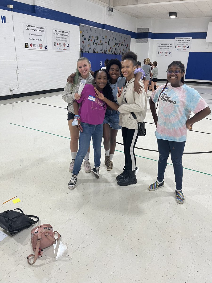 CHUHRoxMid's tweet photo. WEB leaders have been trained! They can’t wait to meet their 6th grade WEBBIES tomorrow! #roxmid #web https://t.co/Xx7fsNo4Re