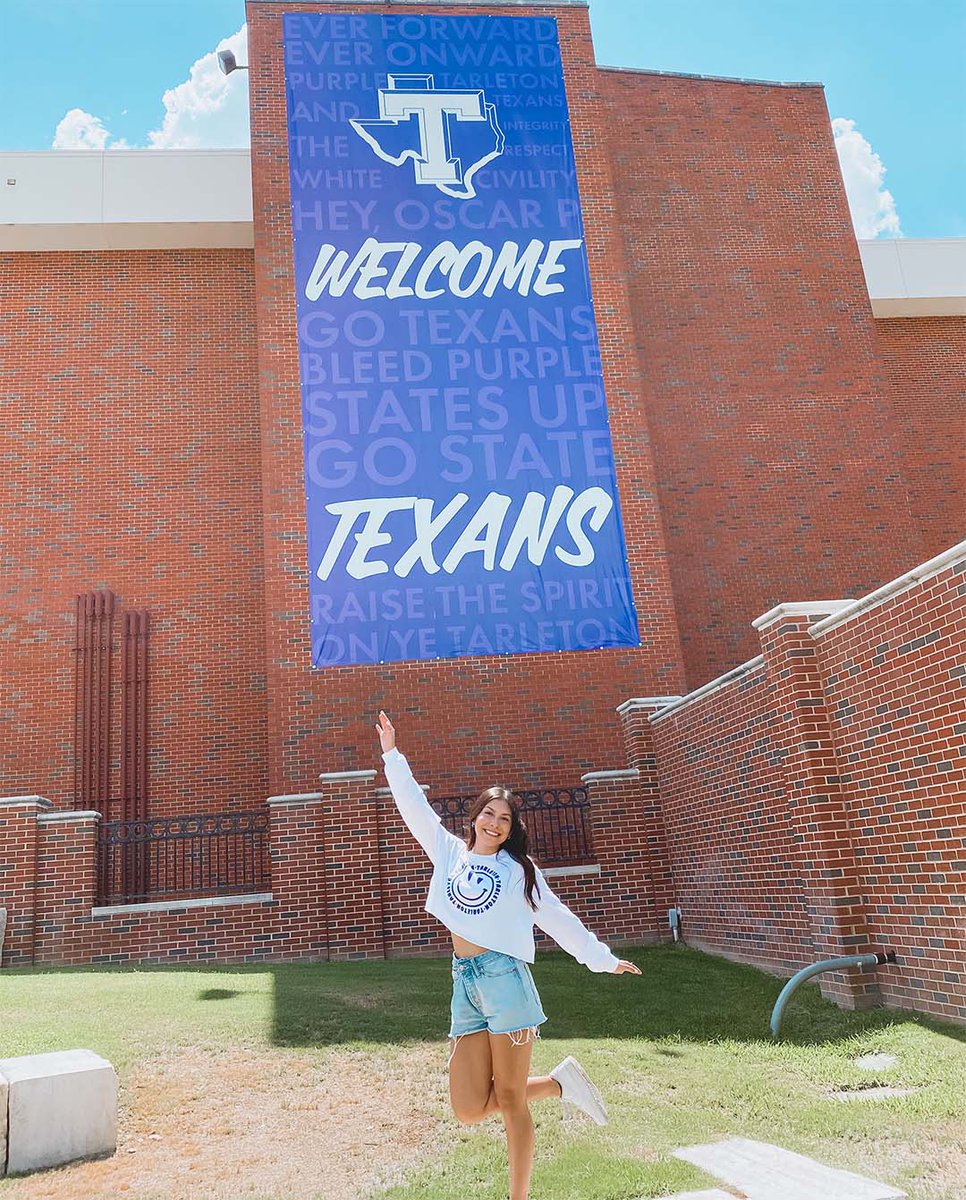Welcome back Texans! 🙂 #tarleton #texans #barefoot