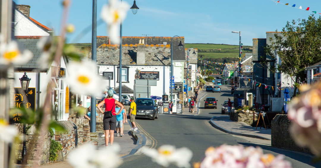 TintagelBridge's tweet photo. Rugged coastlines, beautiful scenery and steeped in history, Tintagel offers an incredible place to getaway from the city. There's still time to book your summer break by the sea with Tintagel Cottages.

Find out more at: https://t.co/TMVcooOlmo https://t.co/TRssMqIpsL