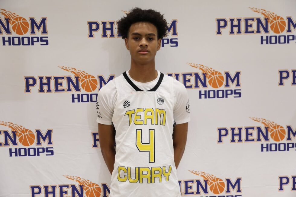 Bendel’s Best: Summer Finale

READ ||: phenomhoopreport.com/bendels-best-s… #PhenomSummerFinale