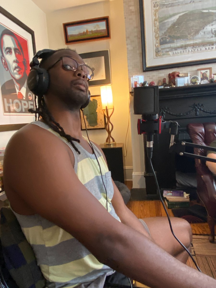badguysbsides's tweet photo. What Randy looks like when Sonny is at half HP #bgbs #dnd #ttrpg #dnd #podcast #musicalimprov #improv #bts #vinyl https://t.co/SxaJXiKB1n